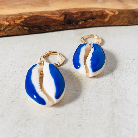 Colorful Shell Earrings Blue - Picture 3 of 5
